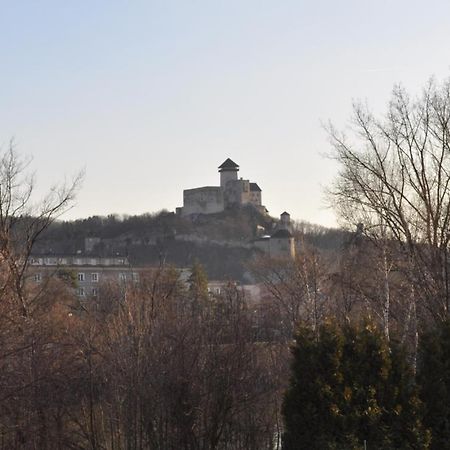 Sport Hotel Ostrov Trenčín Exteriér fotografie